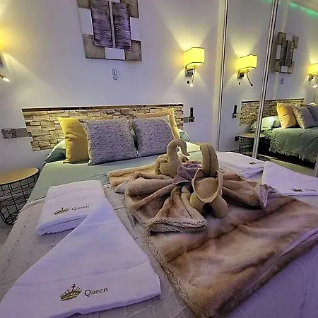 Hotel Golden Paradise Heated Pool At Albatros Park Tenerife Island
